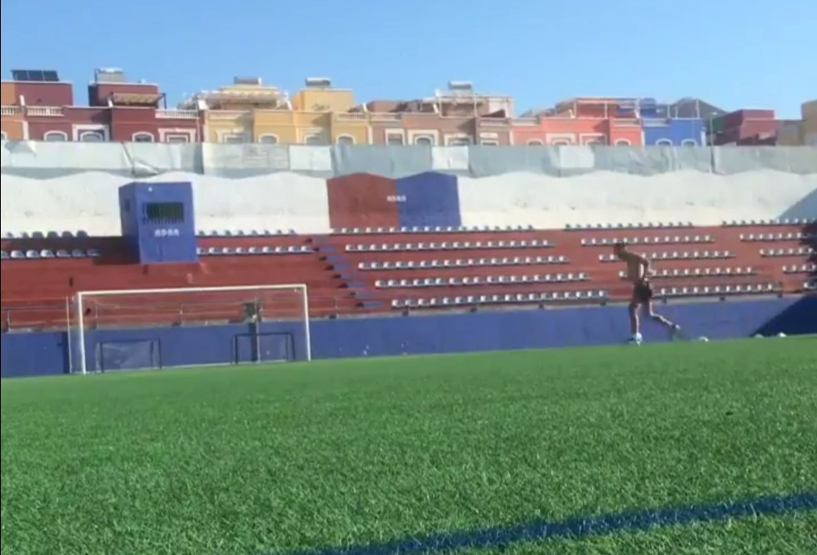 El jugador abderitano se ejercita en Miramar.