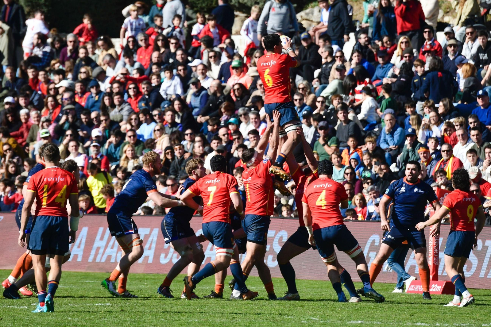 España, con el malagueño Alberto Carmona, acaricia regresar a un Mundial de rugby