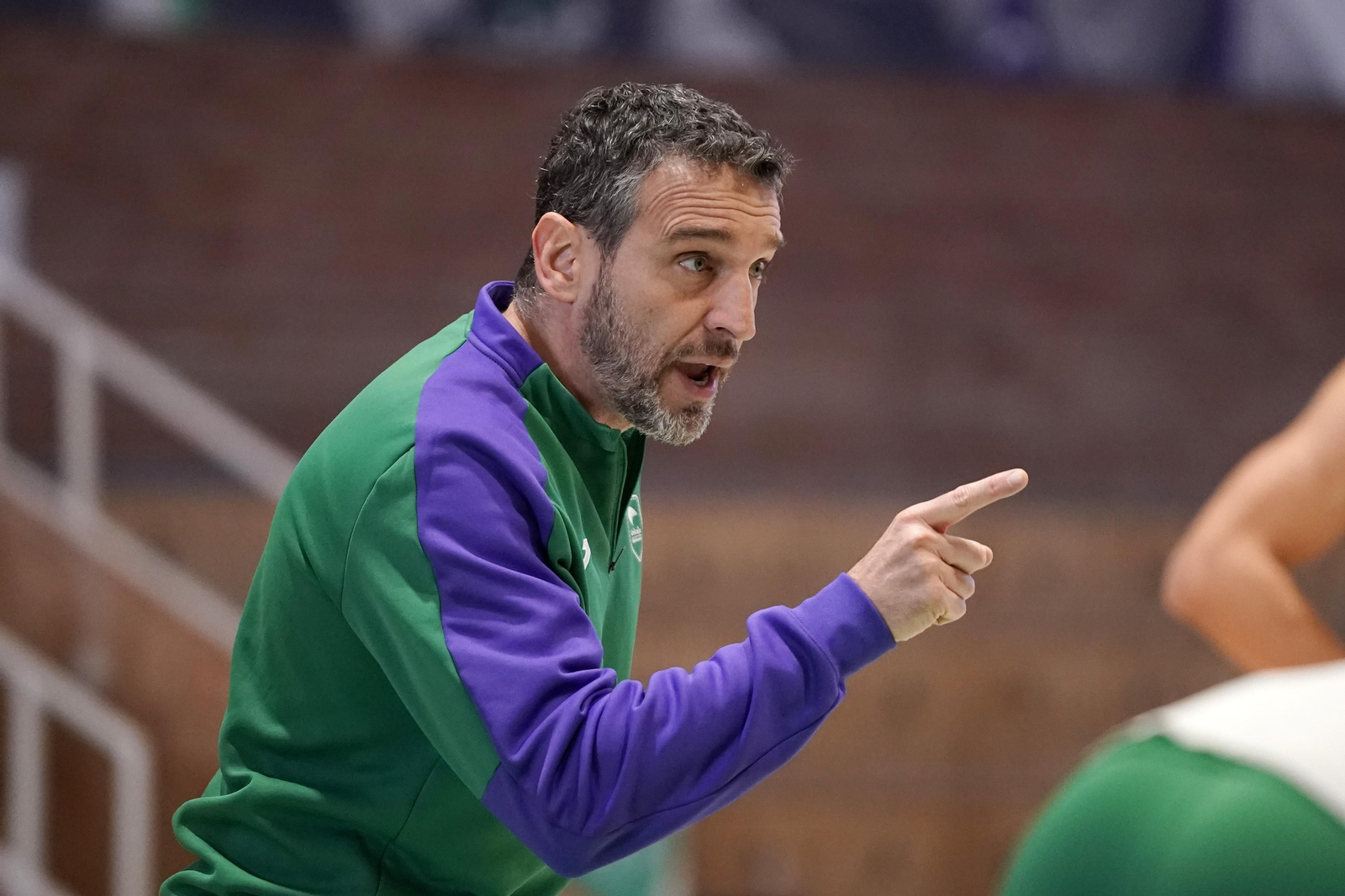El Unicaja preparó en Los Guindos el partido en Bilbao