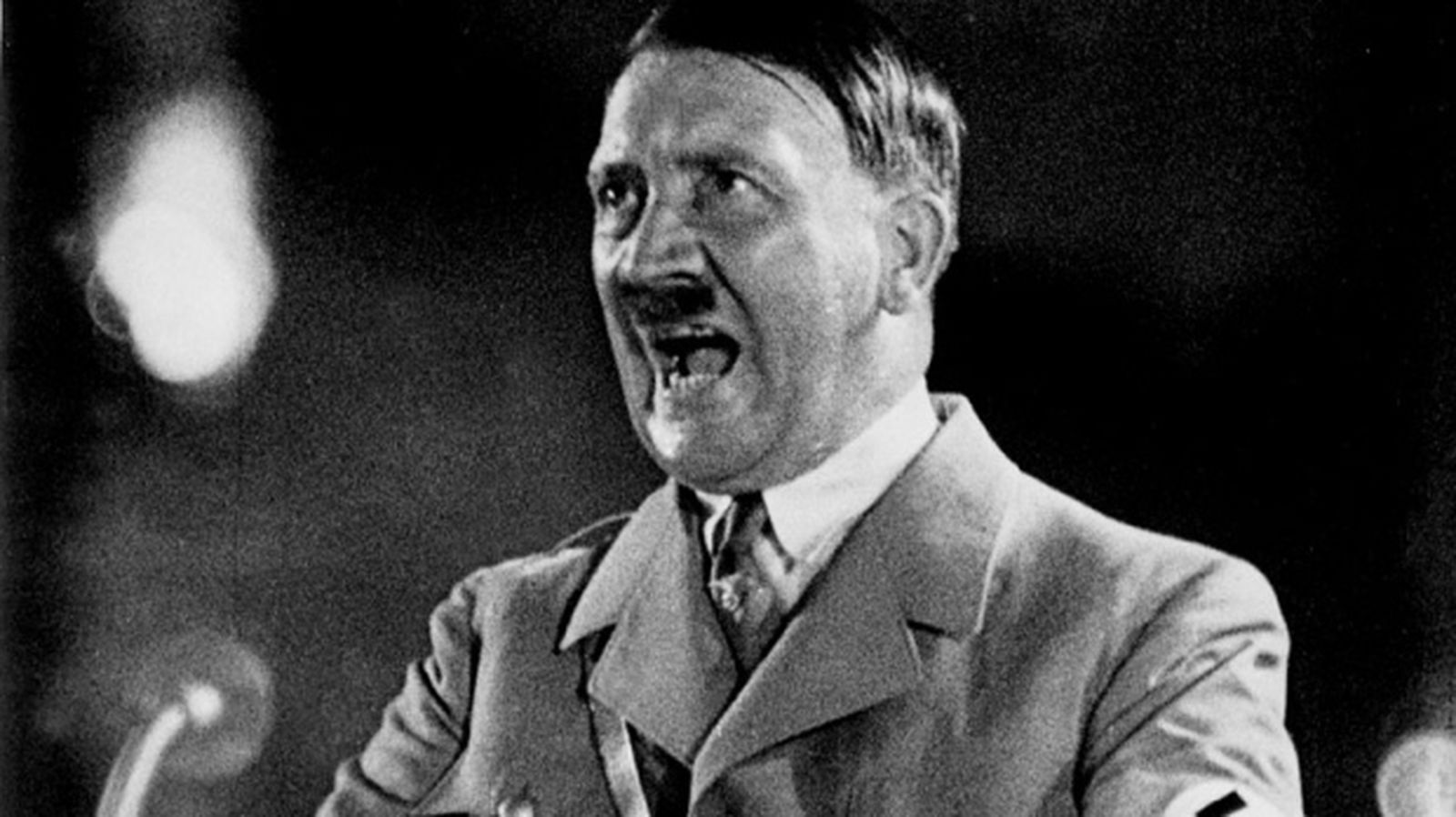 Hitler tuvo un hermano discapacitado que murió al poco de nacer