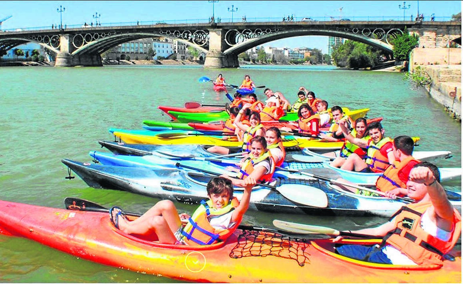 Una vuelta al cole diferente de la mano de Kayak Sevilla