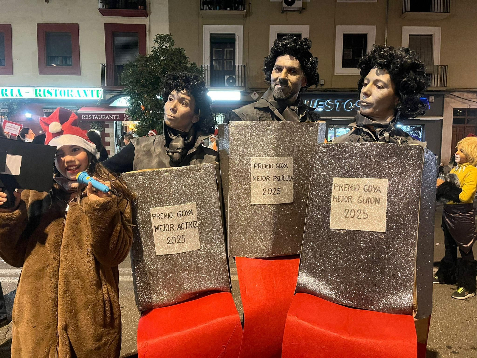 Las mejores imágenes de la 32º Carrera Nocturna de Disfraces de Granada