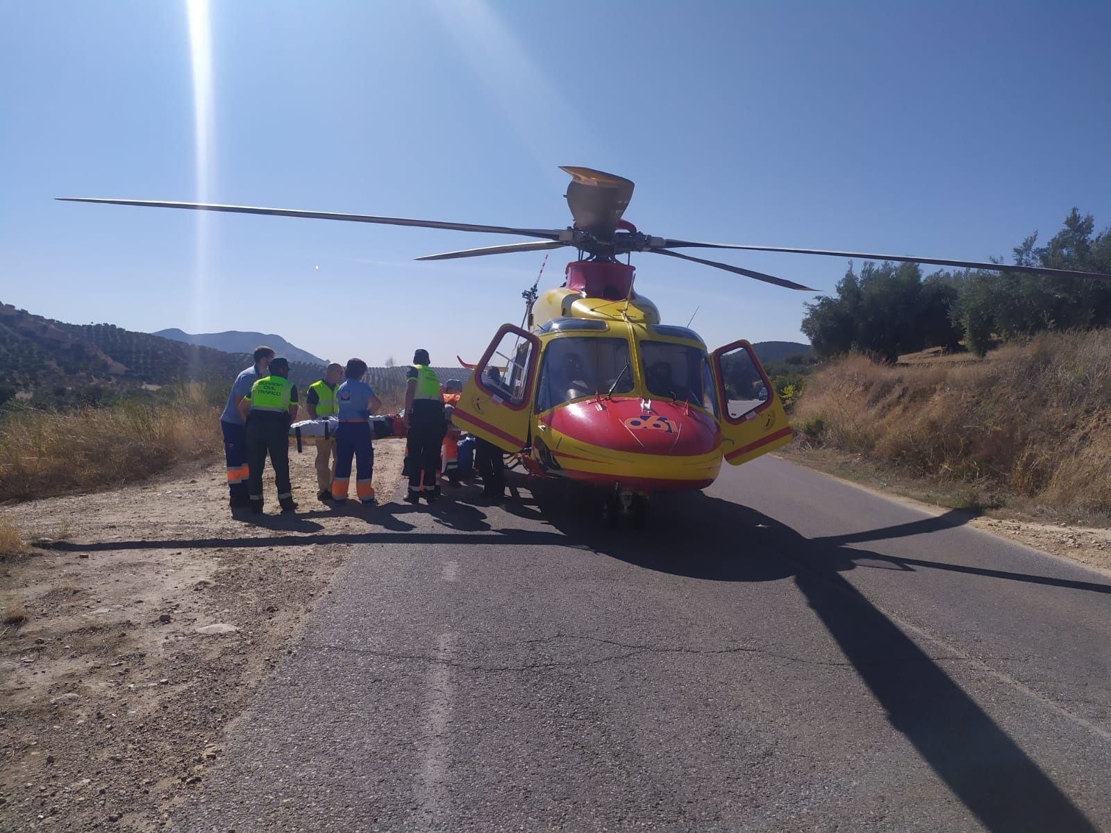 Un herido grave en un accidente de coche en Pinos Puente (Granada)