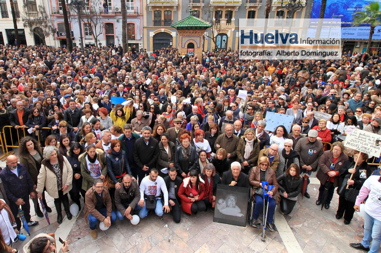 Imágenes de la manifestación contra la derogación de la prisión permanente revisable celebrada en Huelva