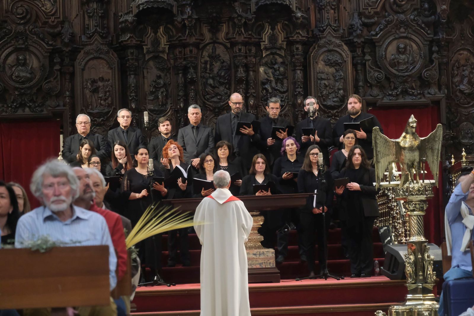 Domingo de Ramos en Córdoba 2023: la misa de la bendición de las palmas en la Catedral, en imágenes