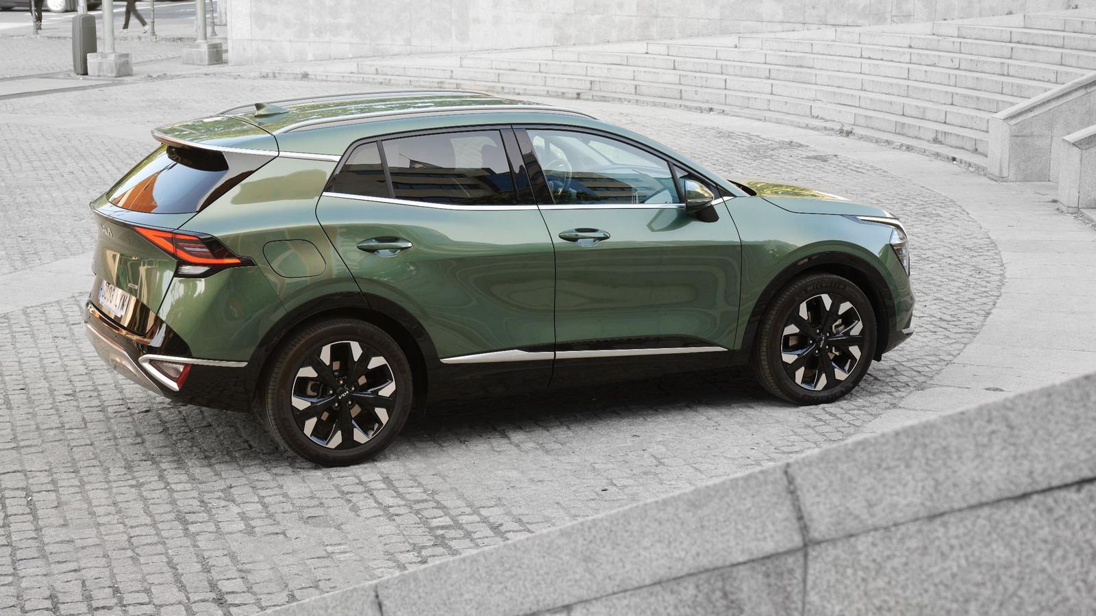 El Sportage, el modelo más vendido de Kia en tanto que copa el 29 por ciento de ventas de la marca, cuenta con versiones MHEV, HEV y PHEV. Como el 53 por ciento de los coches vendidos por esta marca en España se fabrica en Europa, en la planta de Zilina ( Eslovaquia).