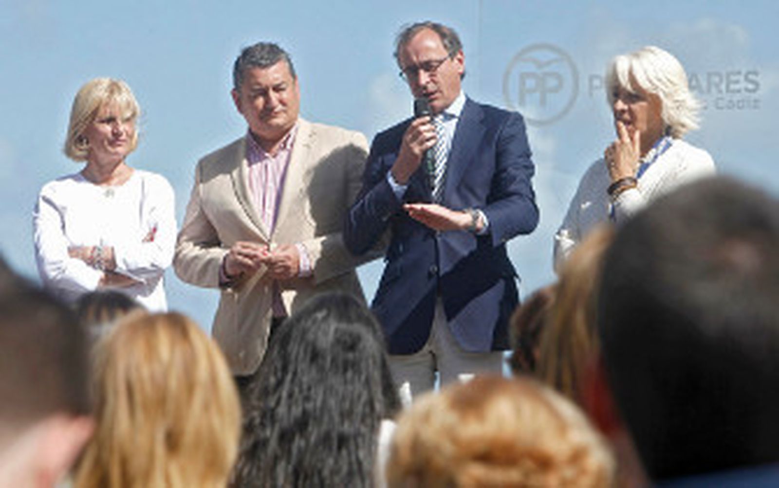 Alonso asegura que el PP creará cien mil empleos en Cádiz