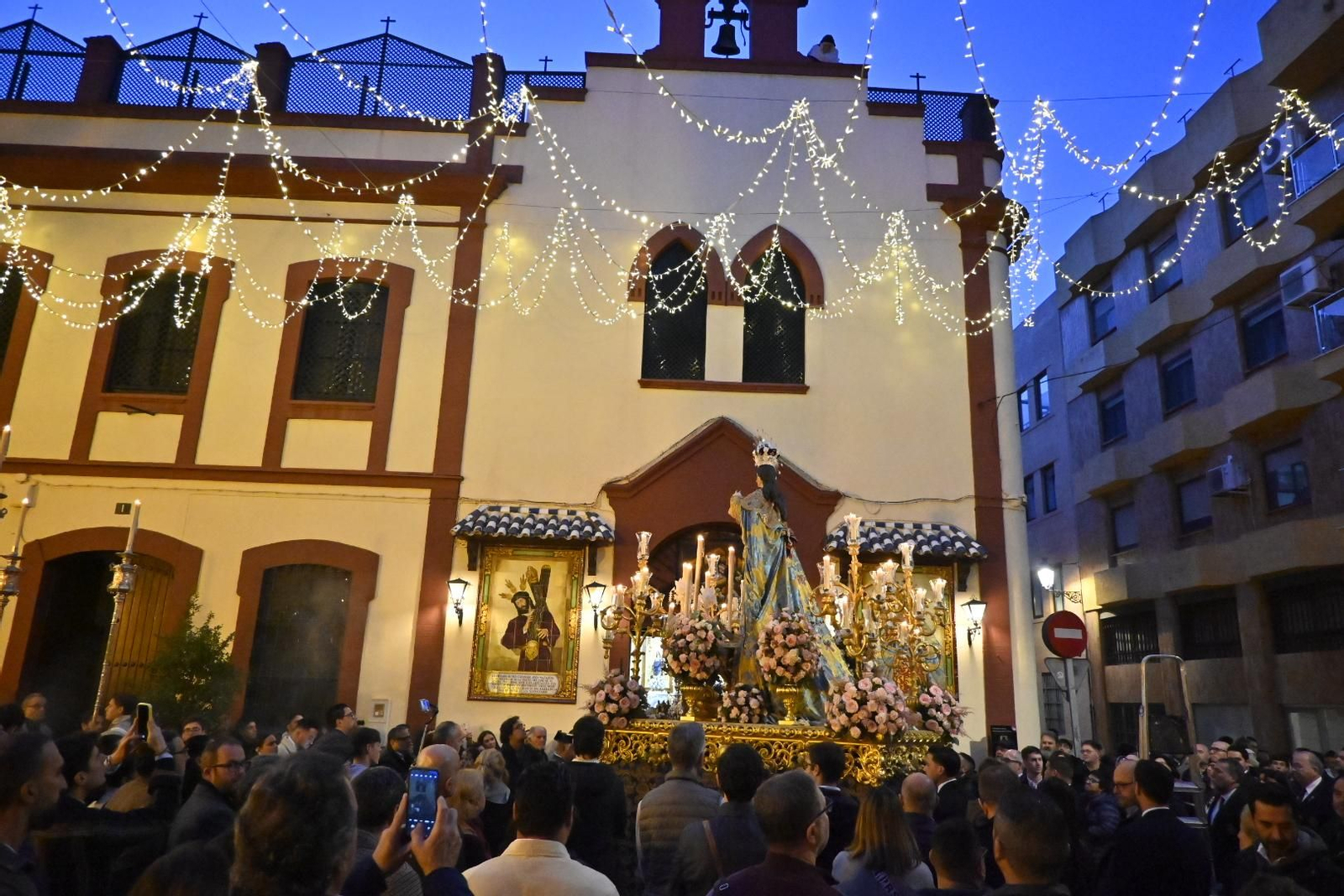 Imágenes de la procesión de la Virgen de la Inmaculada en Huelva