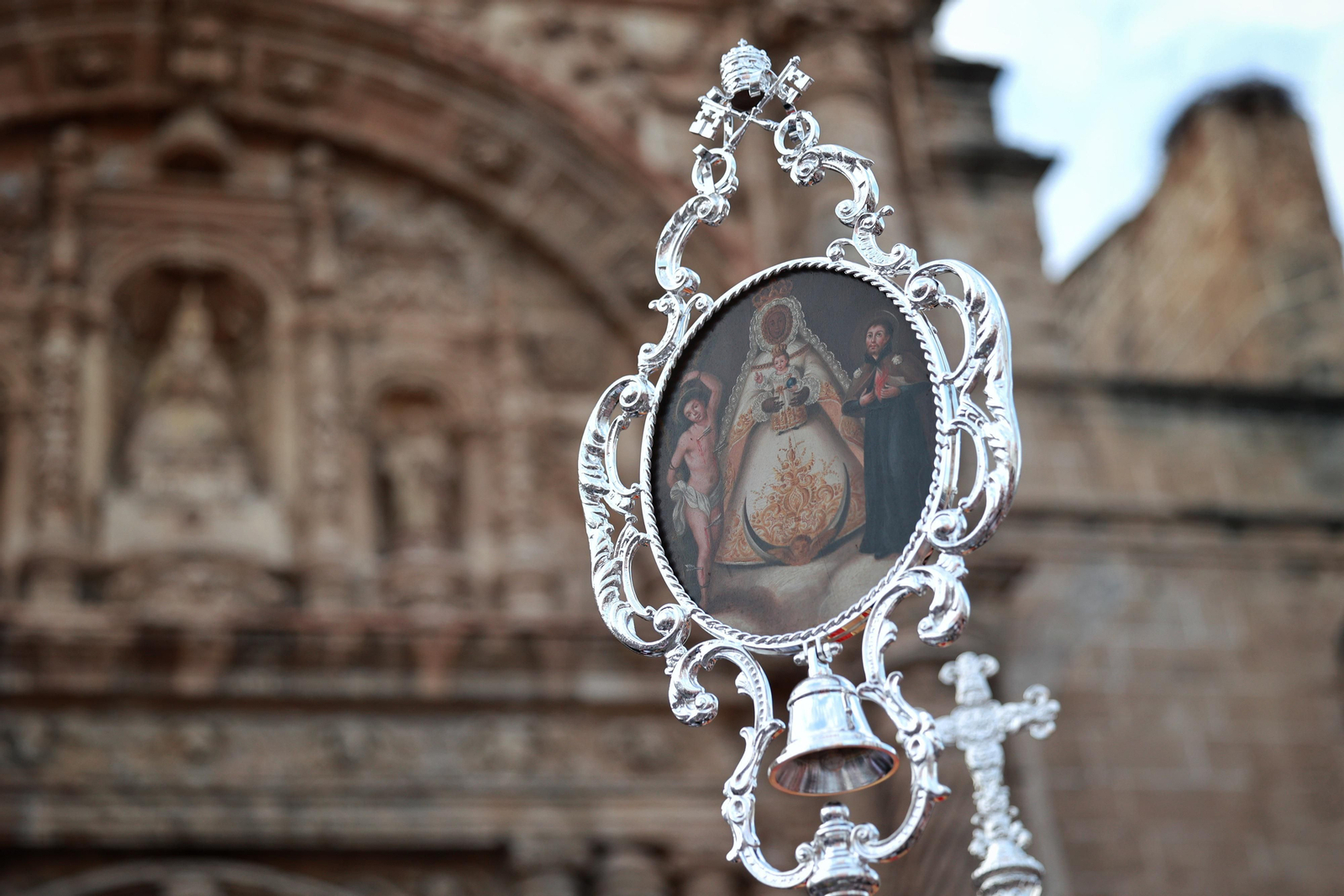 La procesión de la Virgen de los Milagros, en imágenes