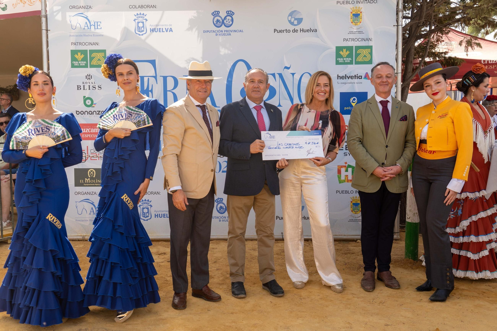 Imágenes de la entrega de reconocimientos de la X edición de la Feria de Otoño y del Caballo 2025 de Huelva