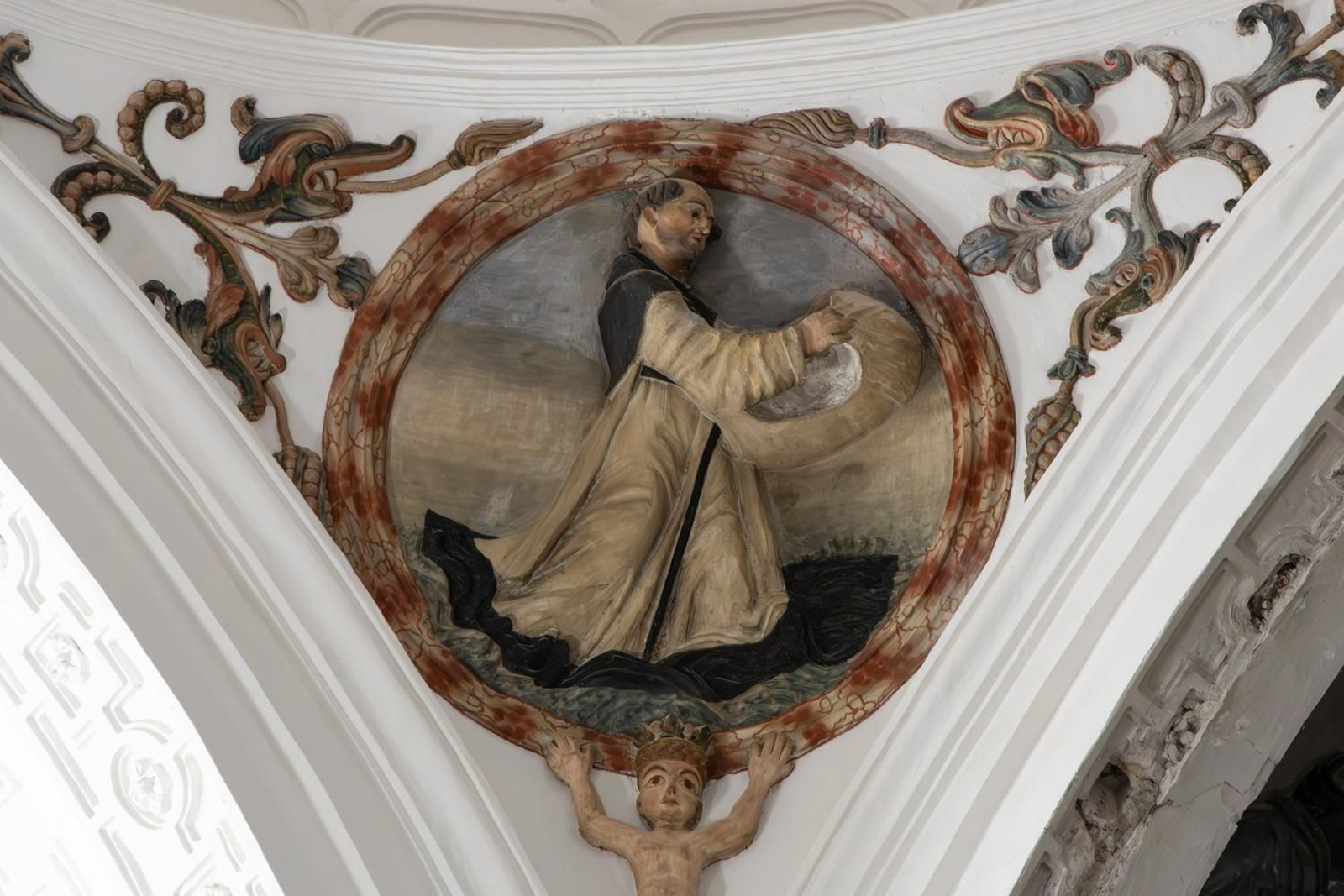 El interior de la iglesia de Santo Domingo de Jaén, al detalle.