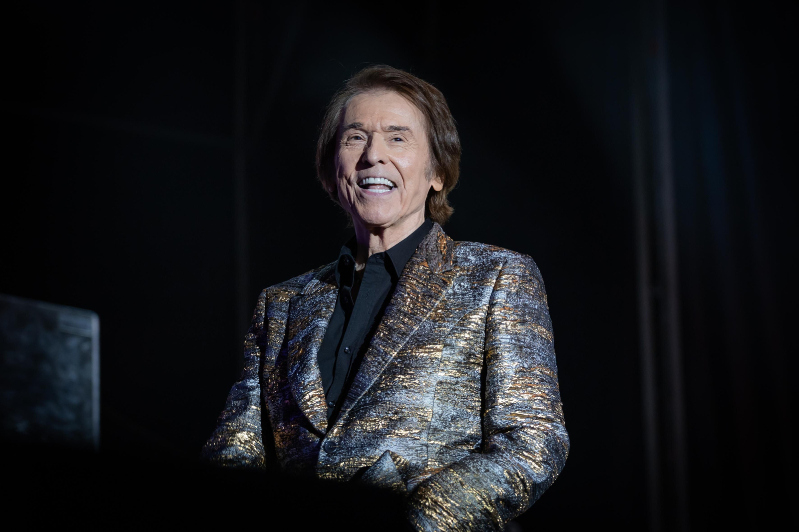 Imágenes de la actuación de Raphael en el Concert Music