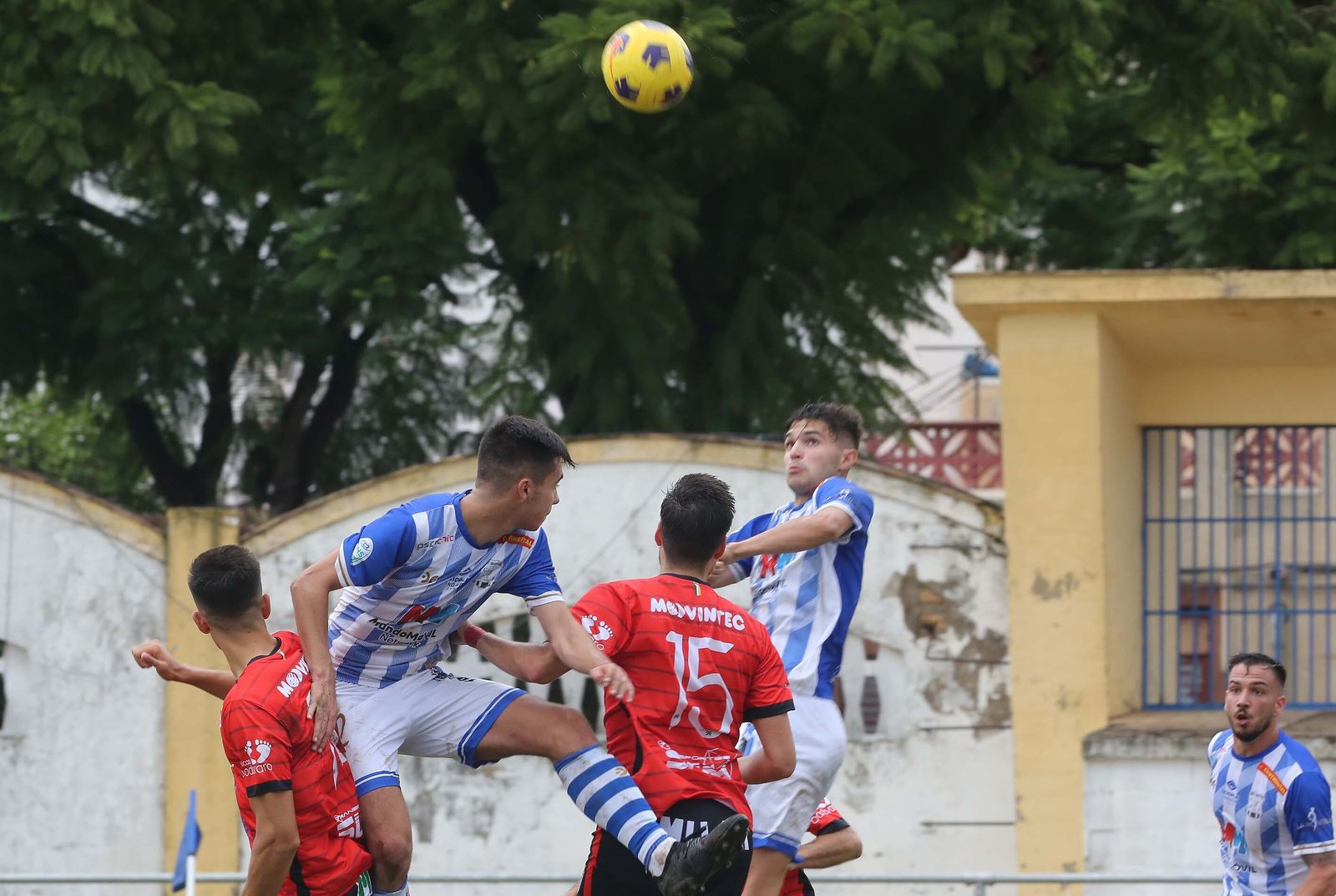 Imágenes del partido Jerez Industrial -Egabrense en el Pedro S. Garrido