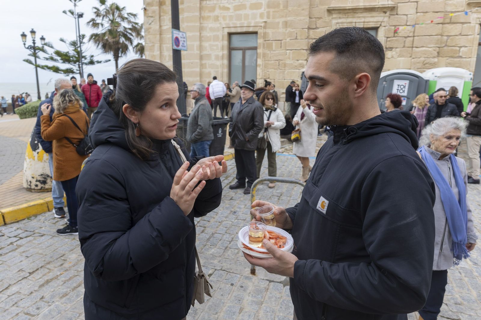 Las imágenes de la Chicharronada y la Gambada del Carnaval de Cádiz 2025