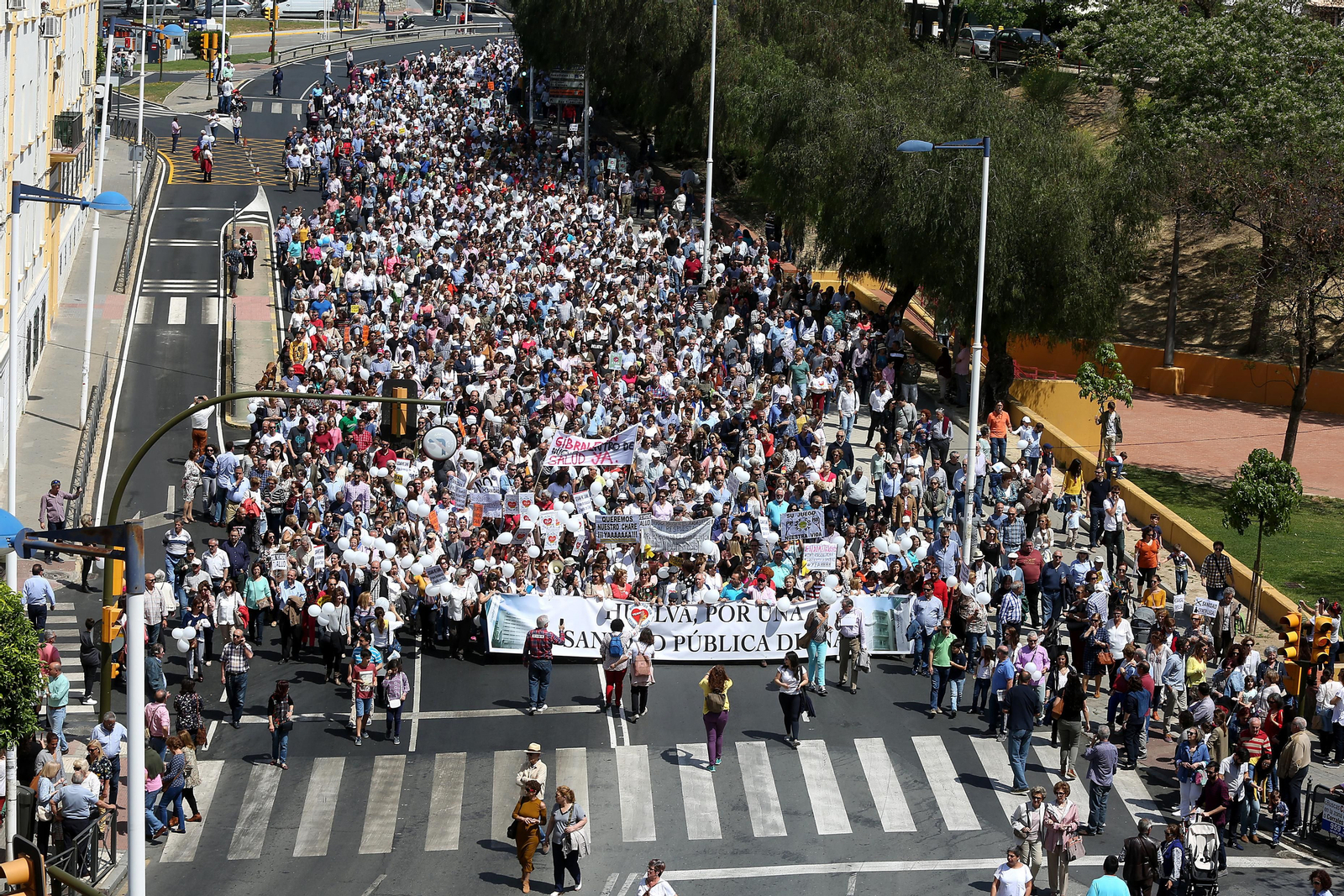Las Imágenes de la Manifestación por una Sanidad Digna