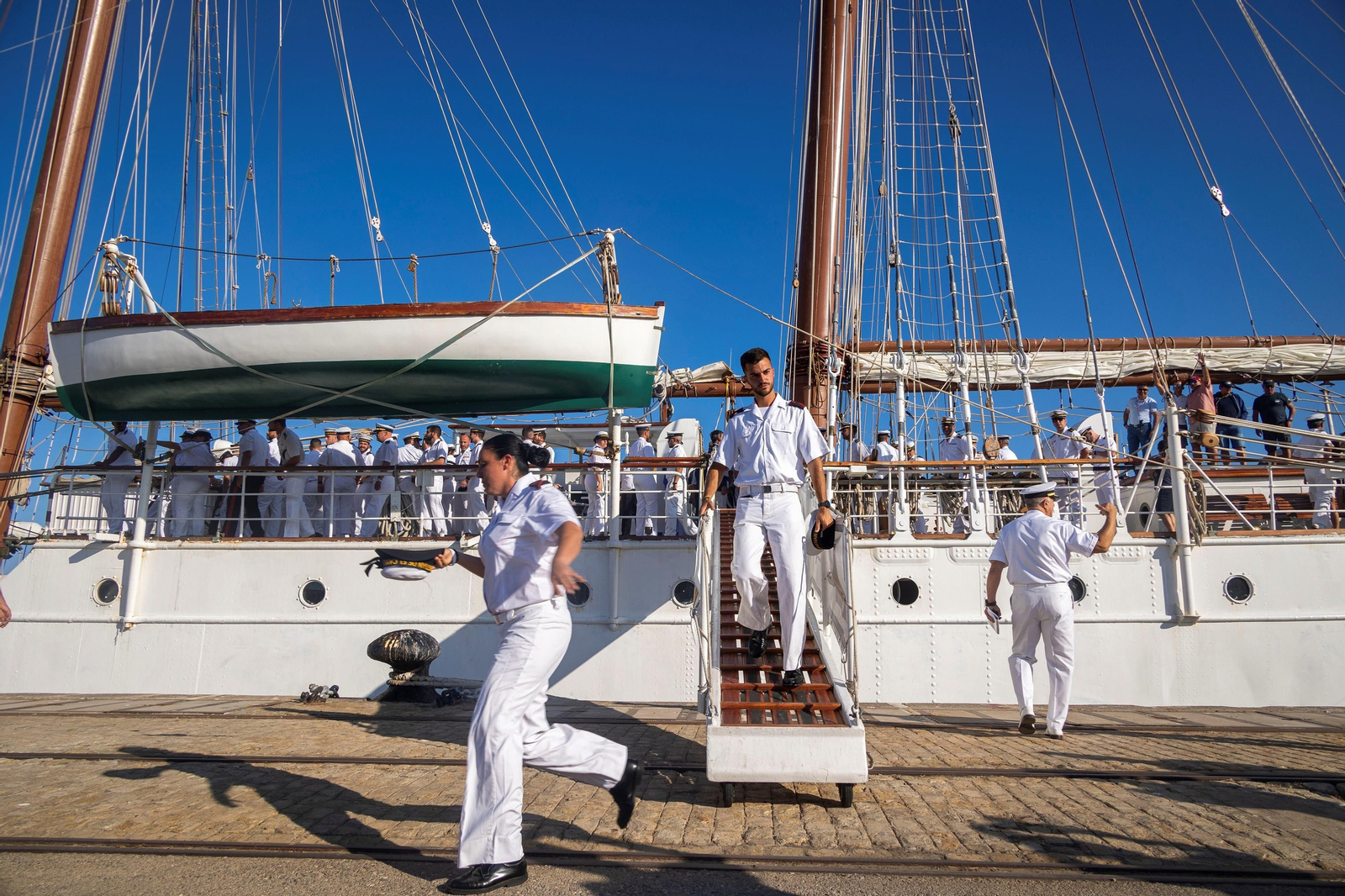 Armada: Las mejores imágenes de la llegada del 'Juan Sebastián de Elcano' a Cádiz Armada: Las mejores imágenes de la llegada del 'Juan Sebastián de Elcano' a Cádiz