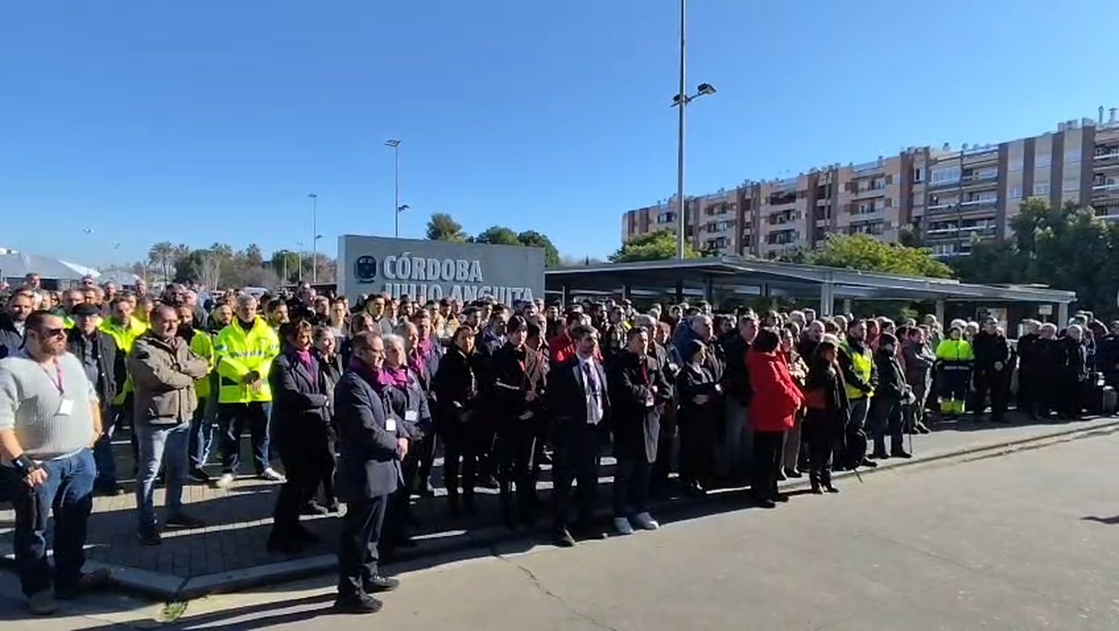 Cinco minutos de silencio en la estación de tren de Córdoba