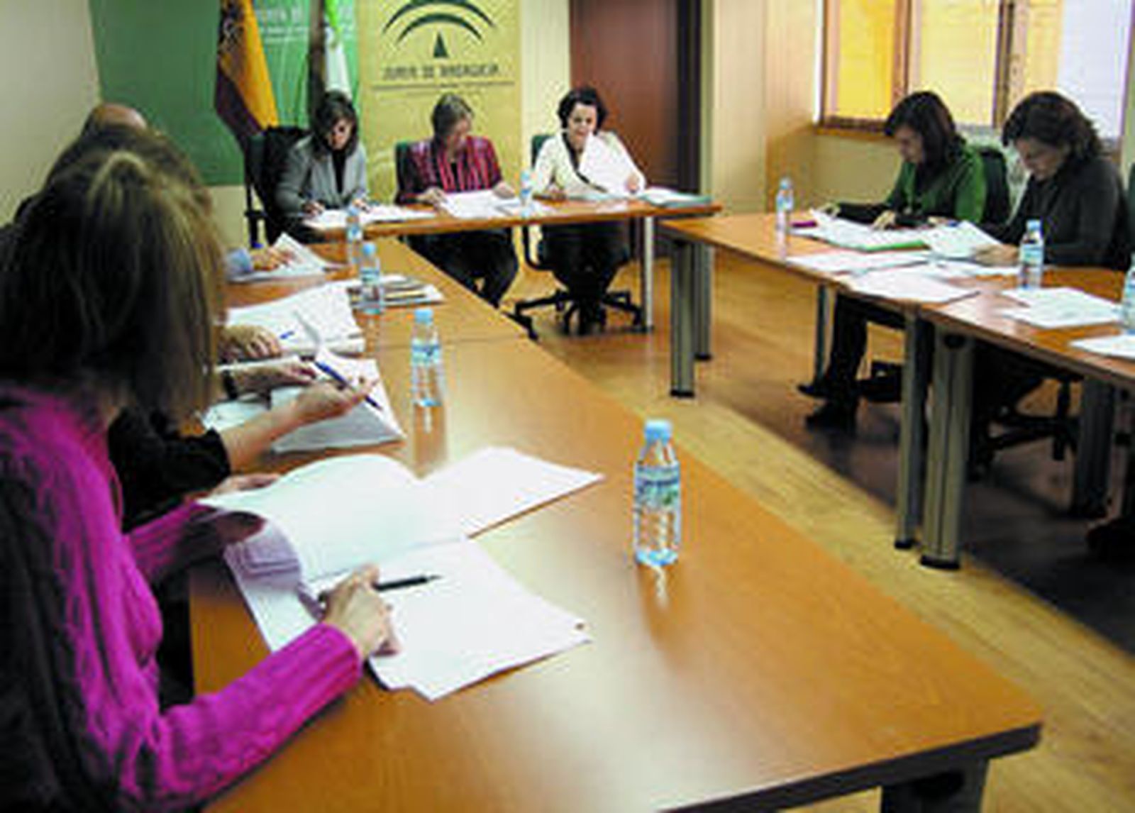 La Comisión de Solidaridad aprobó ayer la primera partida de salarios sociales de 2009.