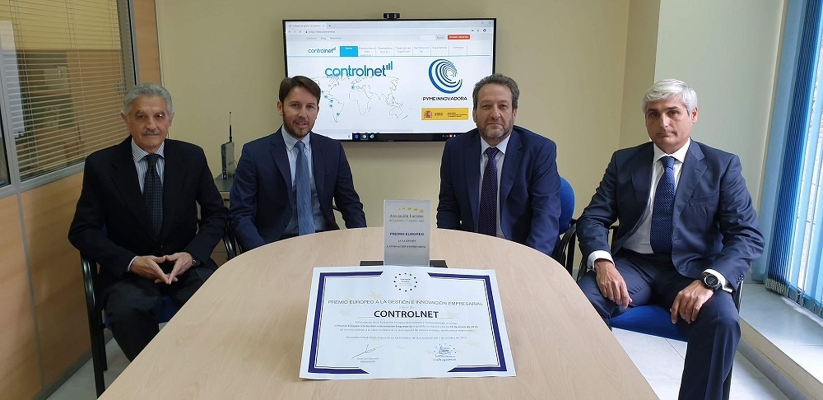 De izqda a dcha, Carlos Marco (CFO), José María Martín-Mateos (CEO), Toni Gubern (CTO) y Francisco Romero-Haupold (CMO).