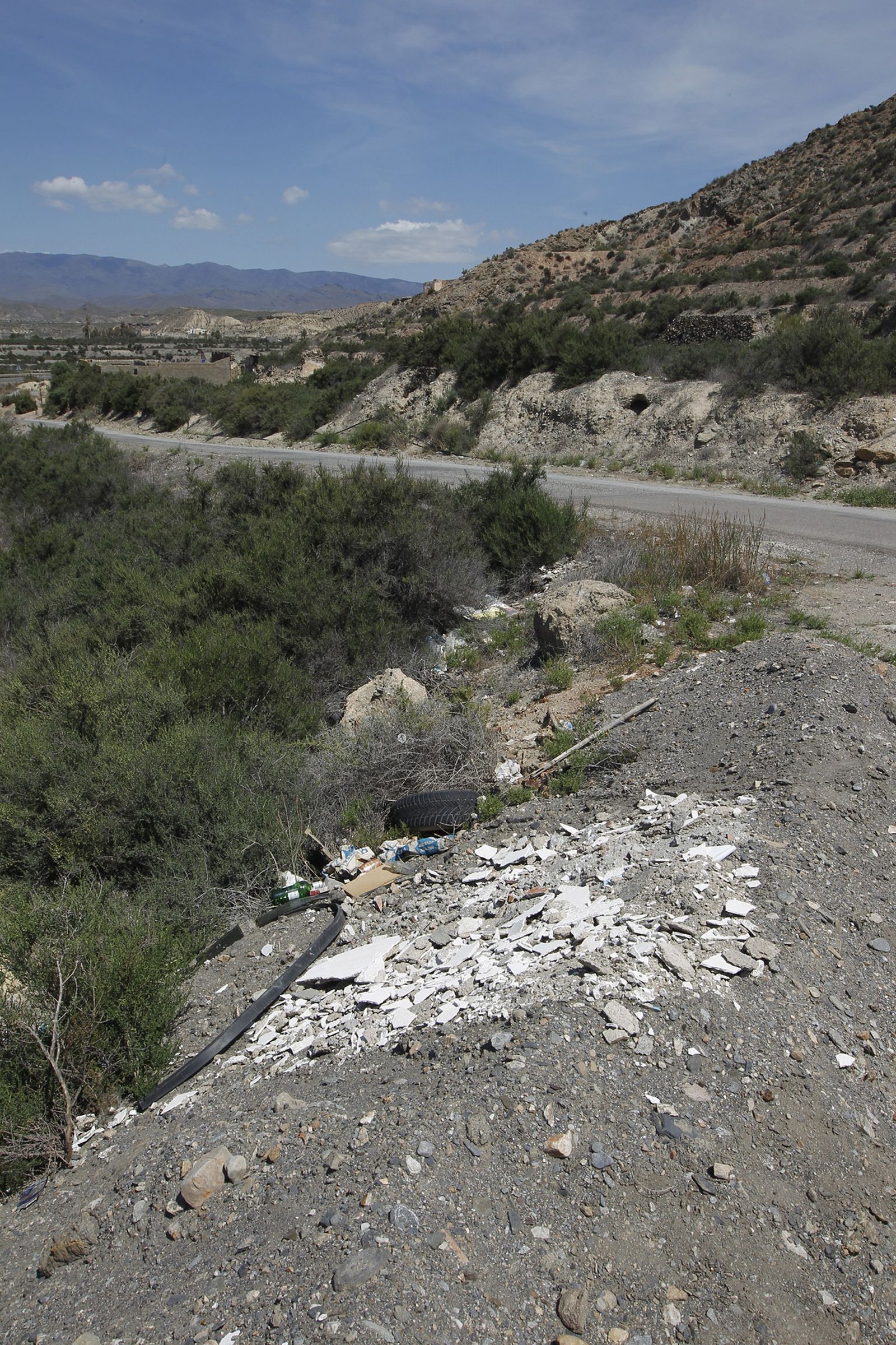Fotogalería basura en el Desierto de Tabernas