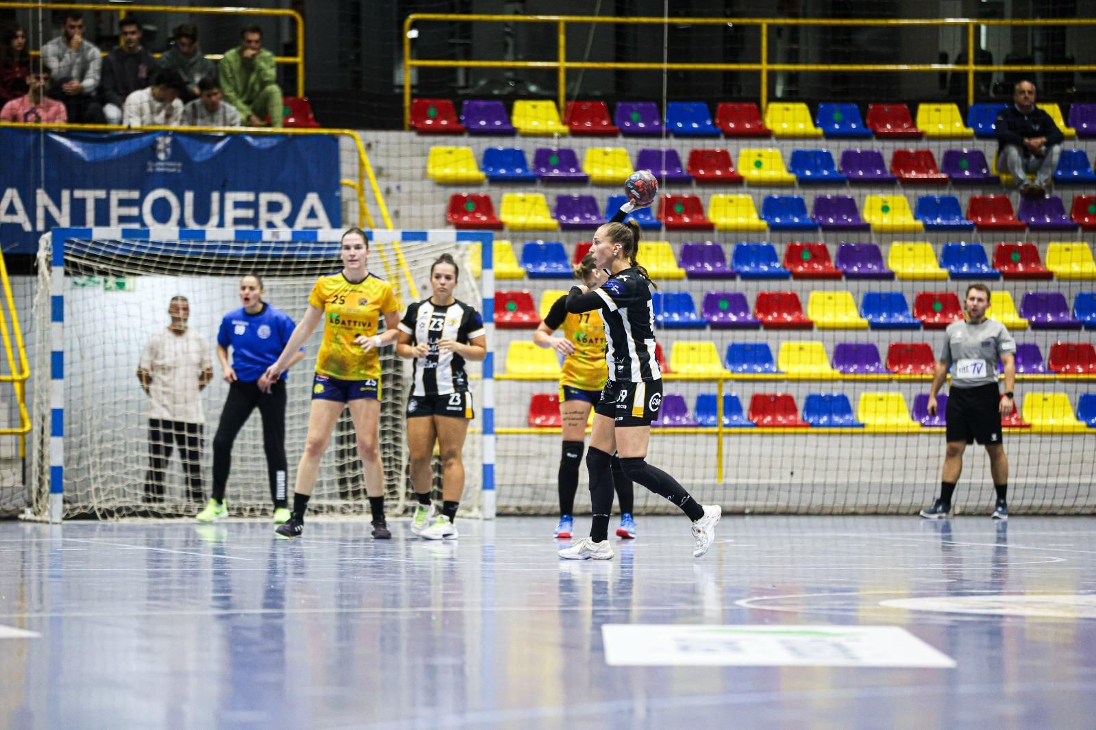 Las fotos del Costa del Sol - Pontinia de la EHF Cup