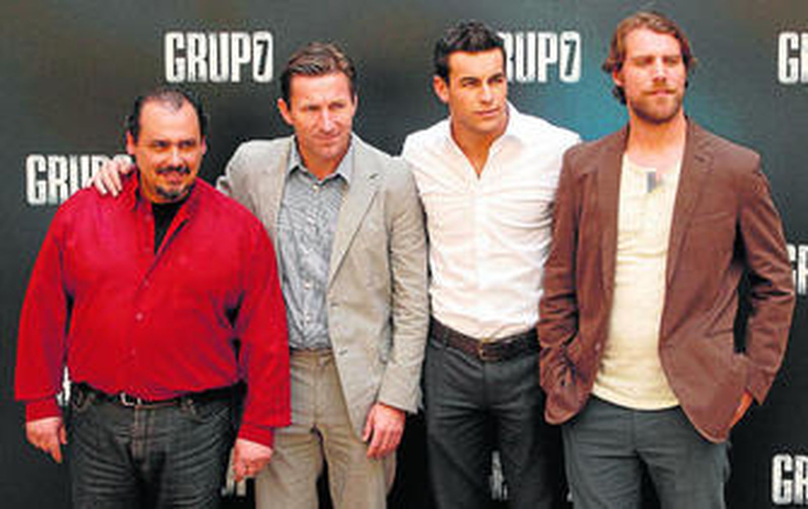 Casas y De la Torre limpian Sevilla para la Expo en 'Grupo 7'