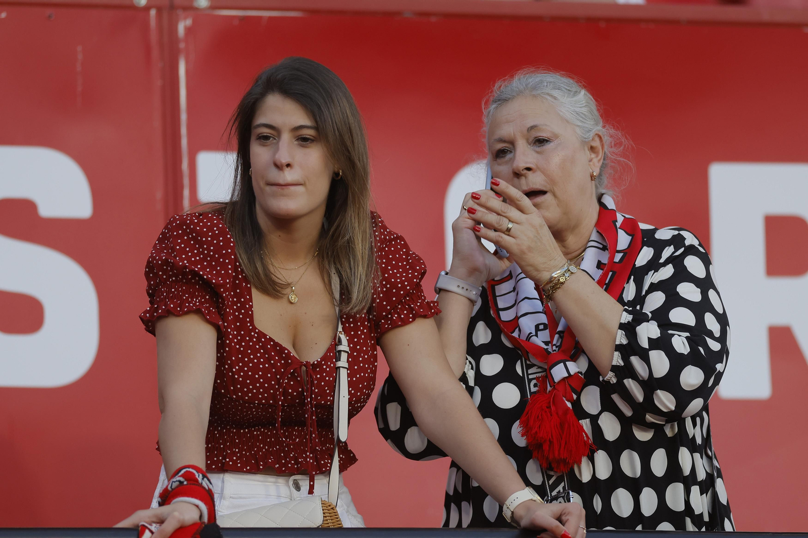 Búscate en las fotos del Sevilla -Villarreal