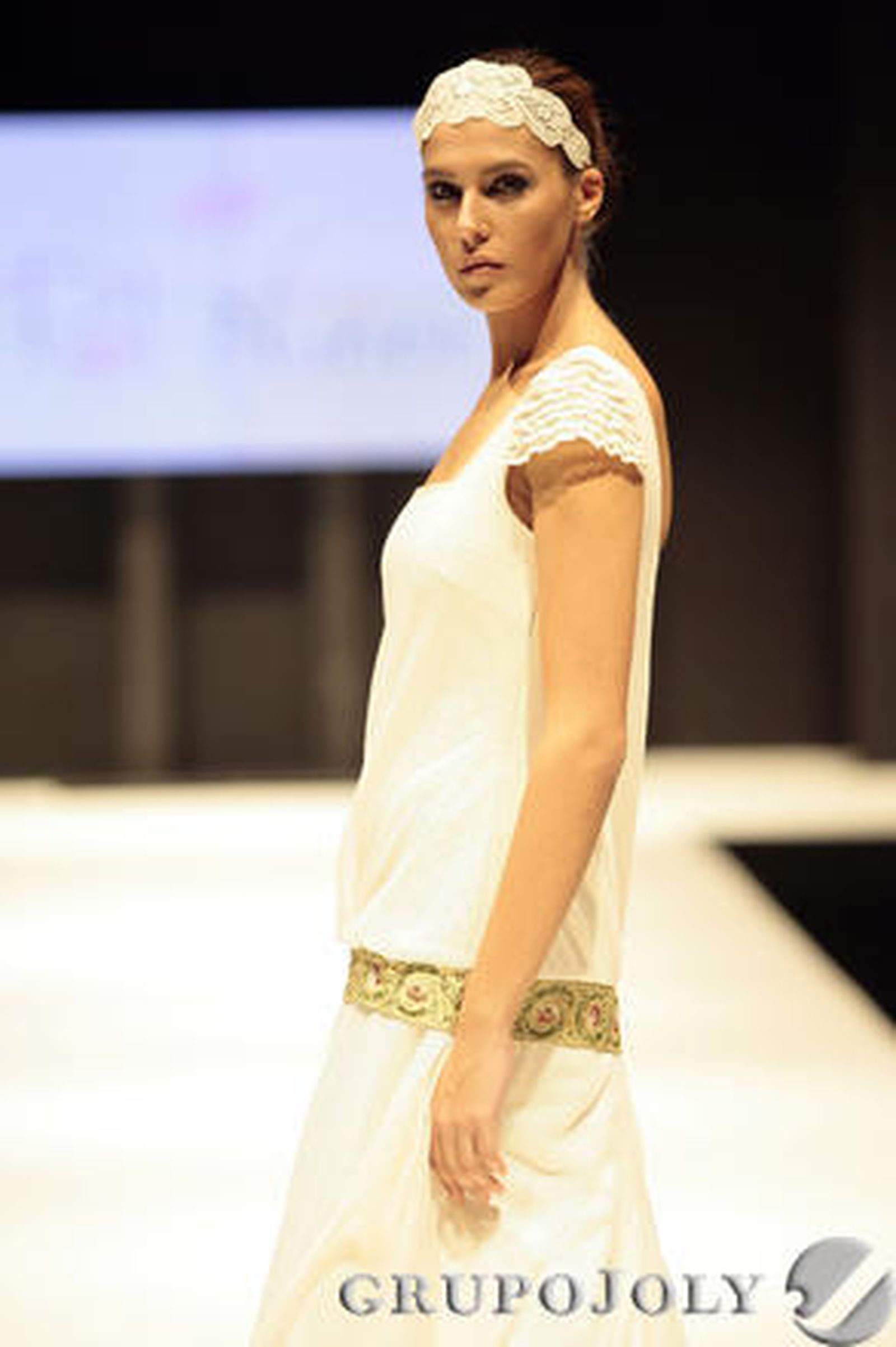 Desfile de Pol Núñez en 'Sevilla de Boda'.

Foto:Juan Carlos Muñoz