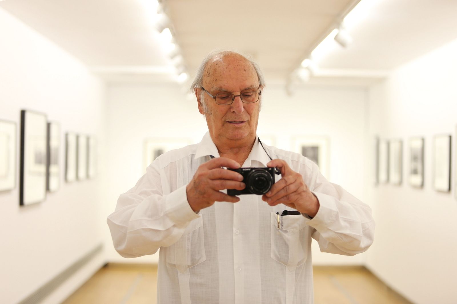 El director Carlos Saura, ayer en la Fundación Cajasol.