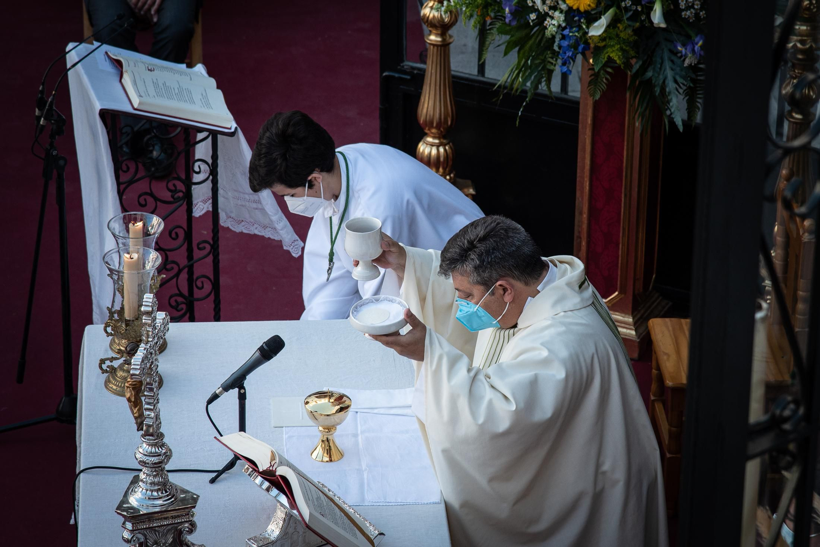 Imágenes de la misa de romeros de la Hermandad de Huelva