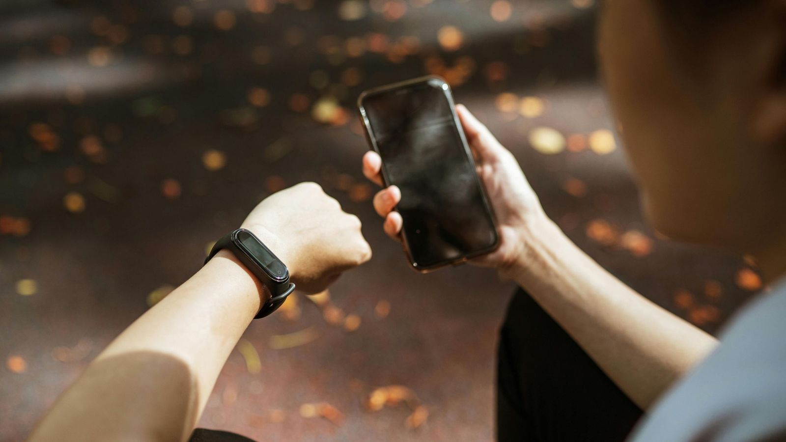 los mejores smartwatches que destacan en seguimiento de salud y conectividad