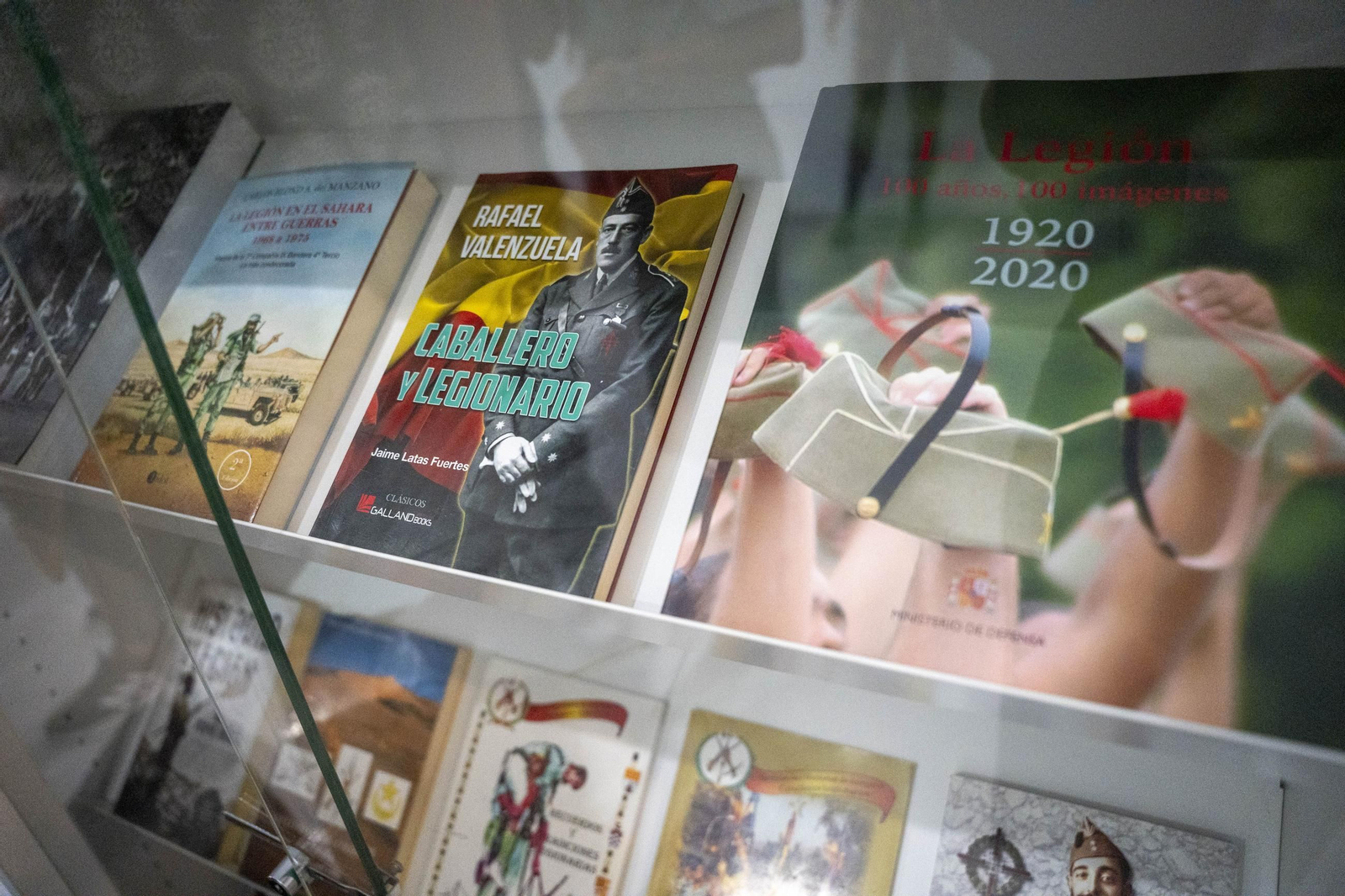 Exposición en Almería 'La Legión a través de sus uniformes'