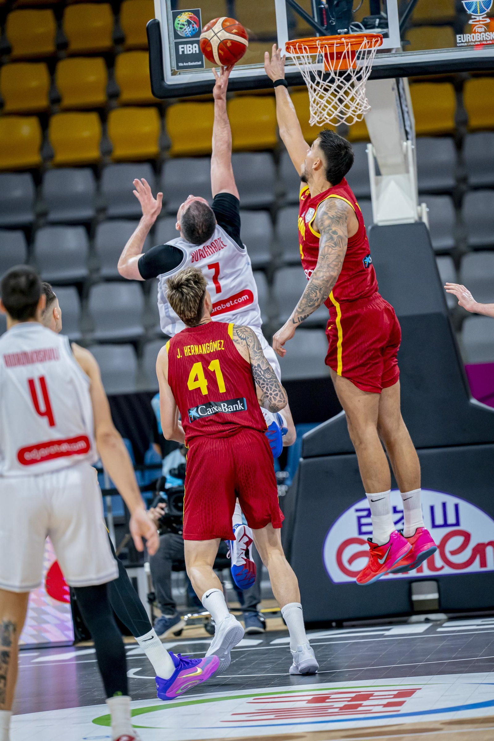 Las fotos del Georgia - España de baloncesto