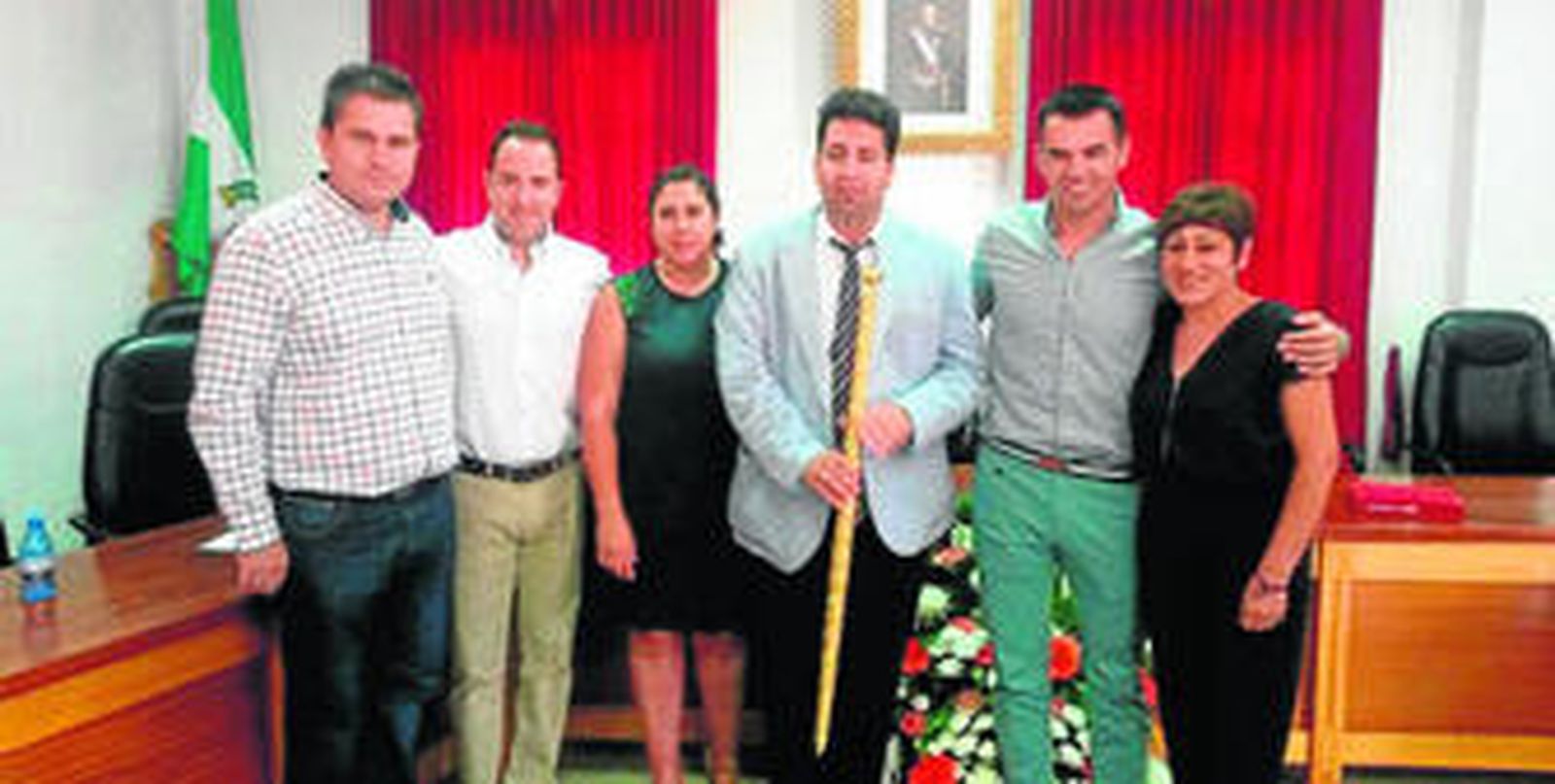 Abdeslam Lucena y los concejales, ayer, durante el Pleno.