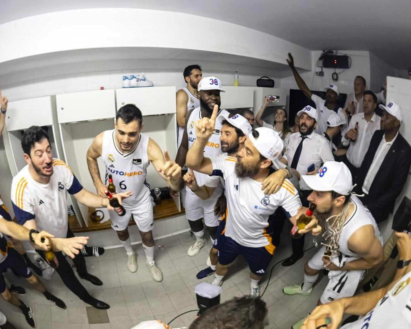Las fotos del título del Real Madrid en baloncesto