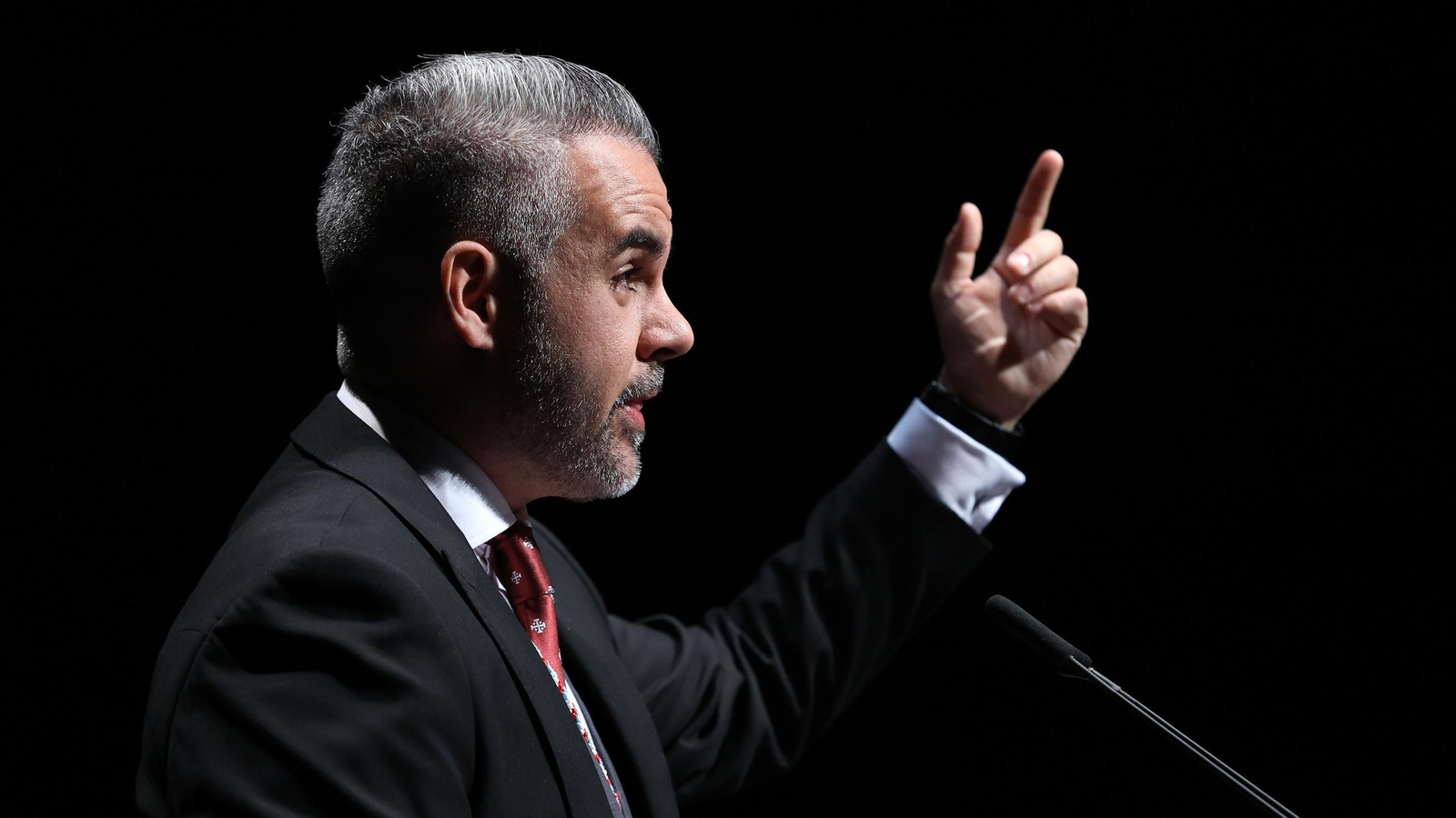 Imágenes de David Puerto en su pregón de Semana Santa 2025 en Jerez