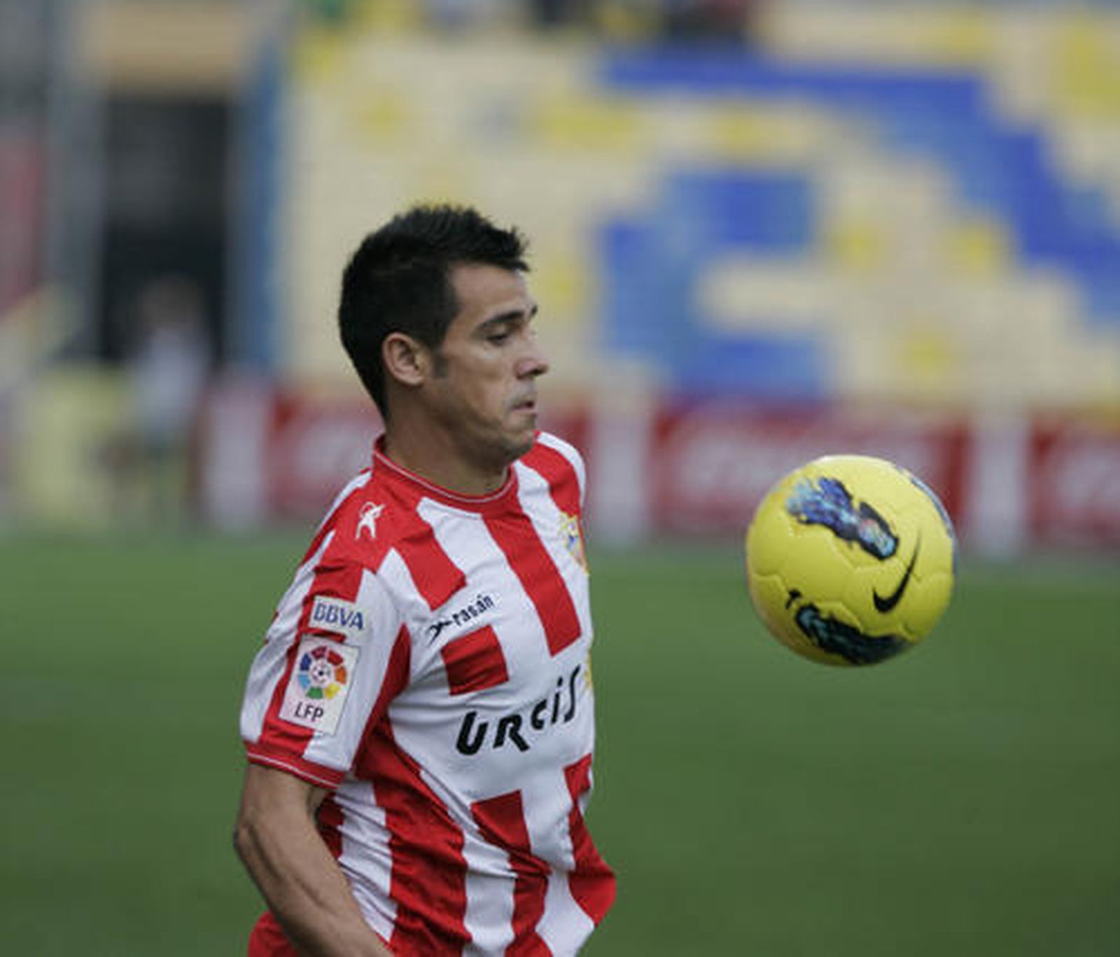 El Almería se deja remontar ante el Villarreal B (2-1). / LOF