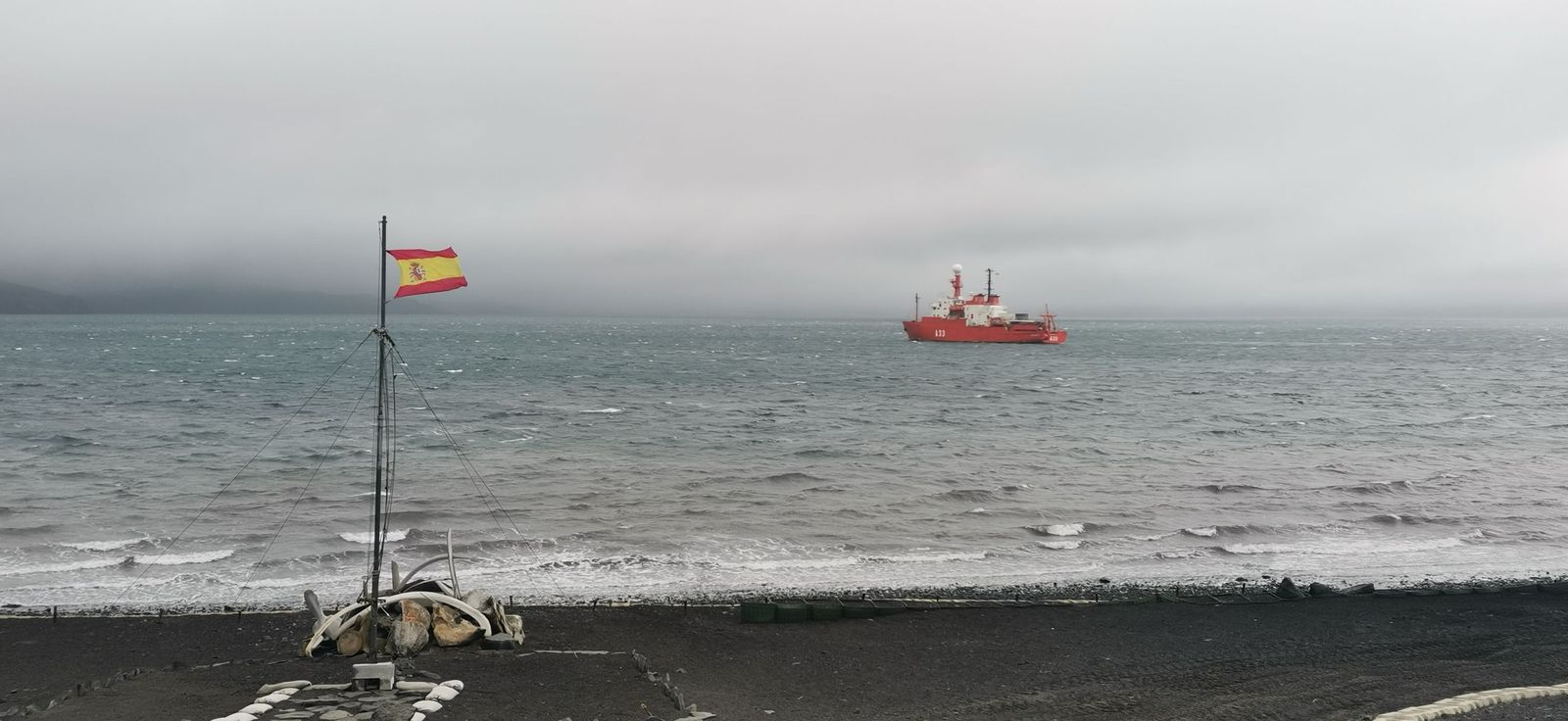Investigadores de la Universidad de Jaén (UJA) en la Antártida.