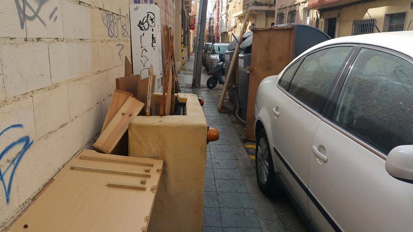 Medidas excepcionales por el vertido de mercurio en la calle