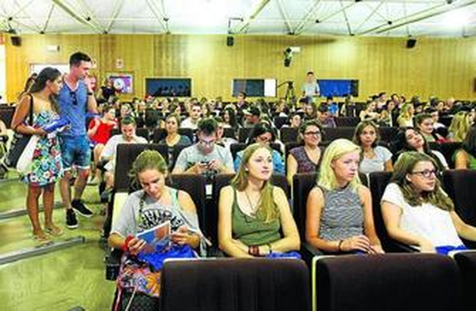 Los jóvenes fueron convocados en la Facultad de Filosofía.
