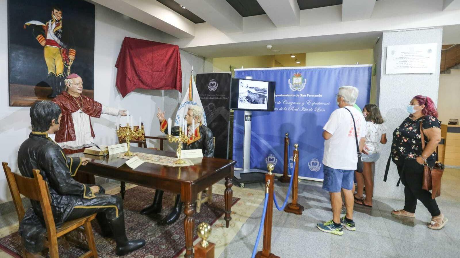 Recreación del Consejo de Regencia en el centro de congresos.