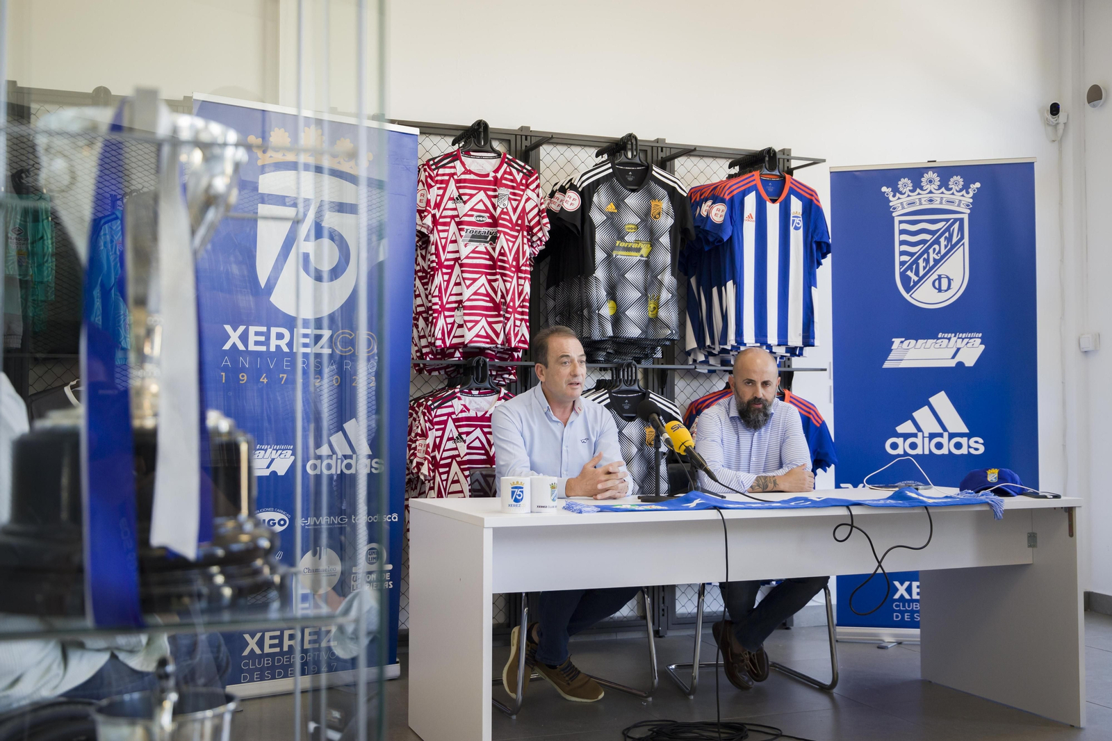 Presentación de Miguel Ángel como nuevo director deportivo del Xerez CD