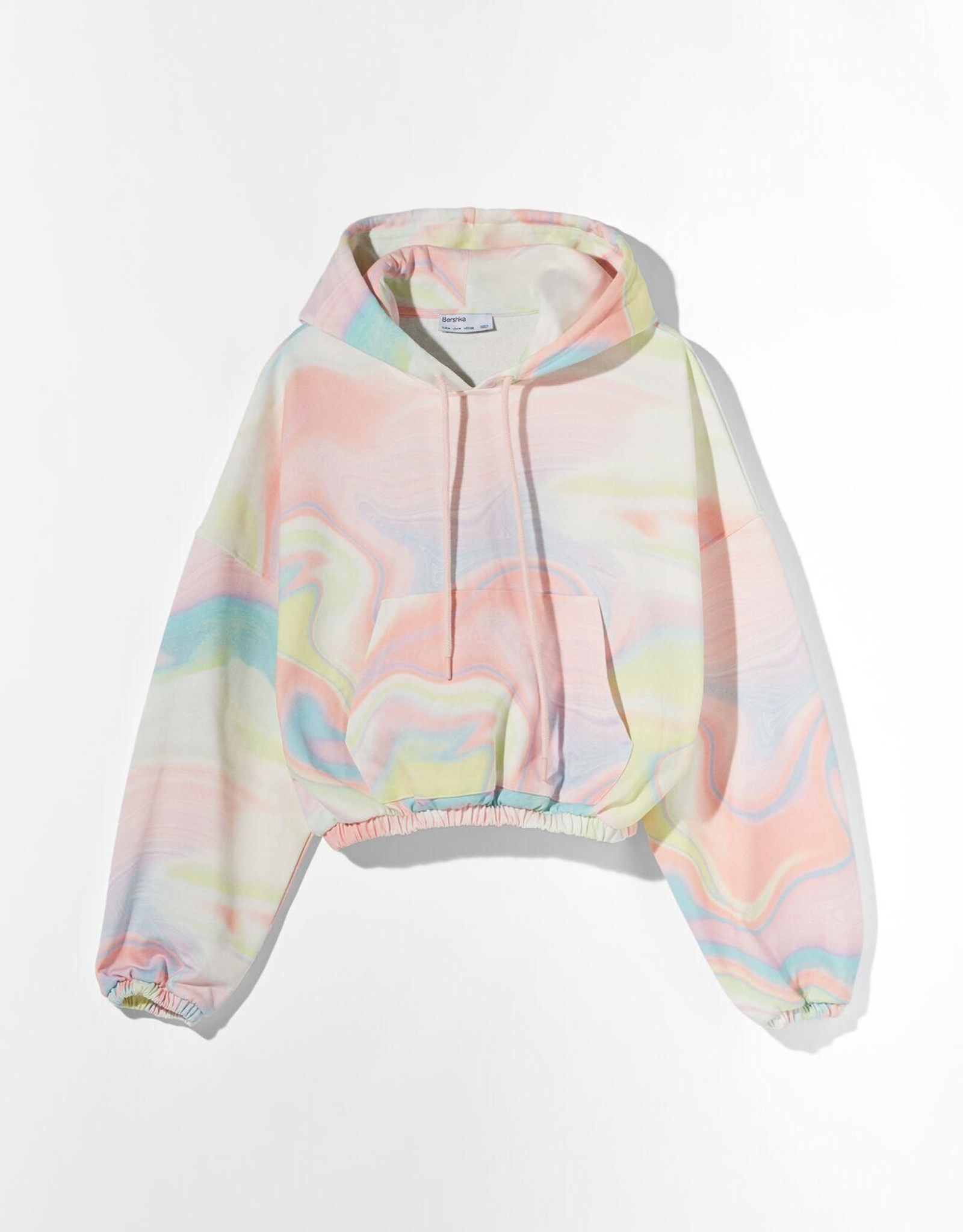 Sudadera arco iris de Bershka. Sudadera arco iris de Bershka.