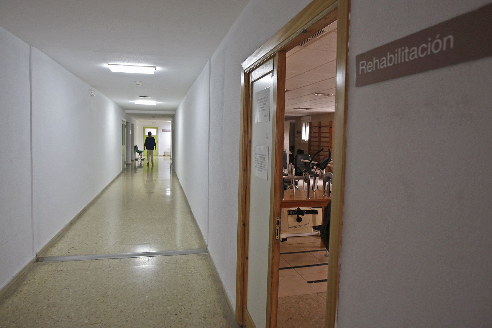 Imagen de archivo del interior del hospital de San Rafael, en la capital gaditana.