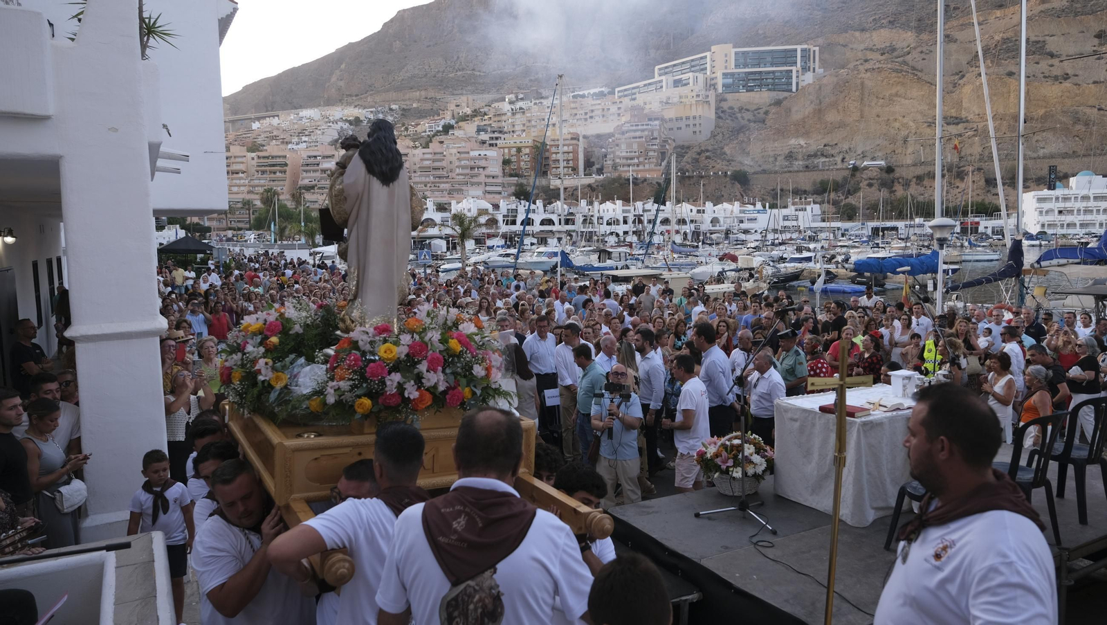 Procesión marítima de la Virgen del Carmen en Aguadulce (Roquetas de Mar), en imágenes