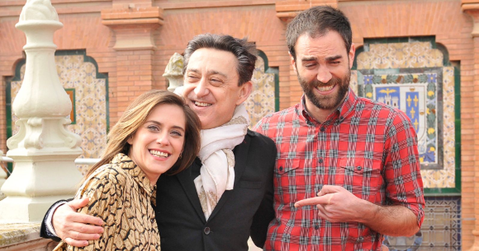 María León, Mariano Peña y Jon Plazaola, protagonistas de 'Allí abajo'./ Atresmedia