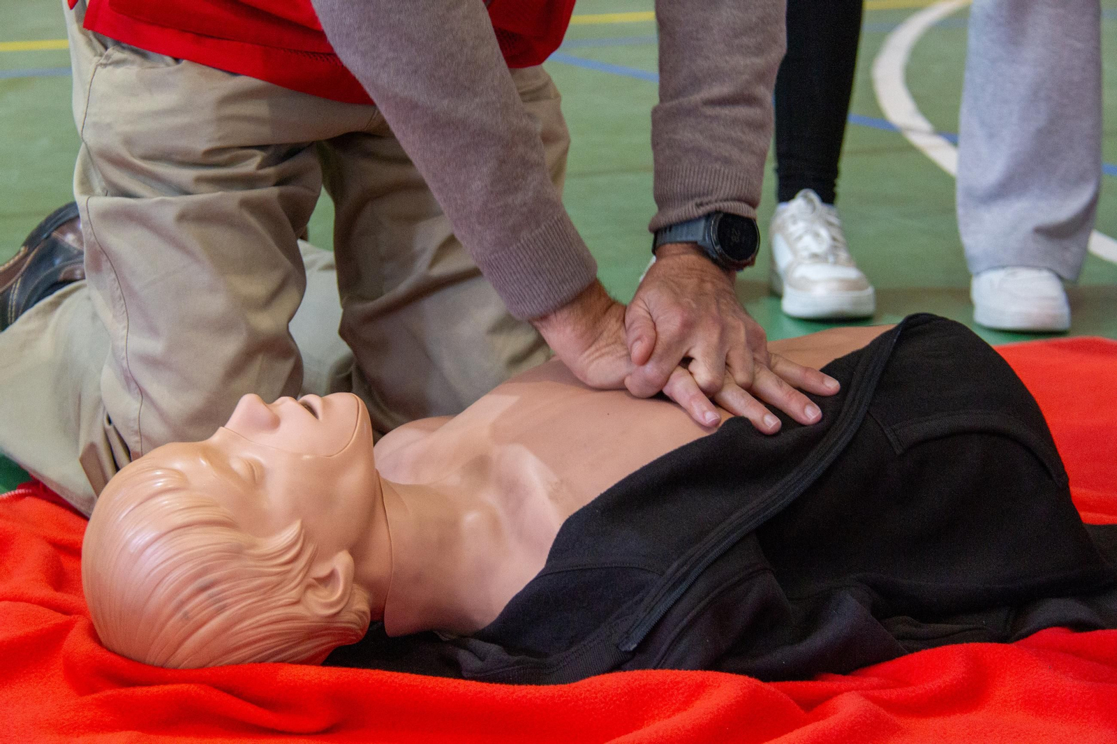 Más de 1.500 escolares reciben técnicas básicas de reanimación cardiopulmonar en Motril