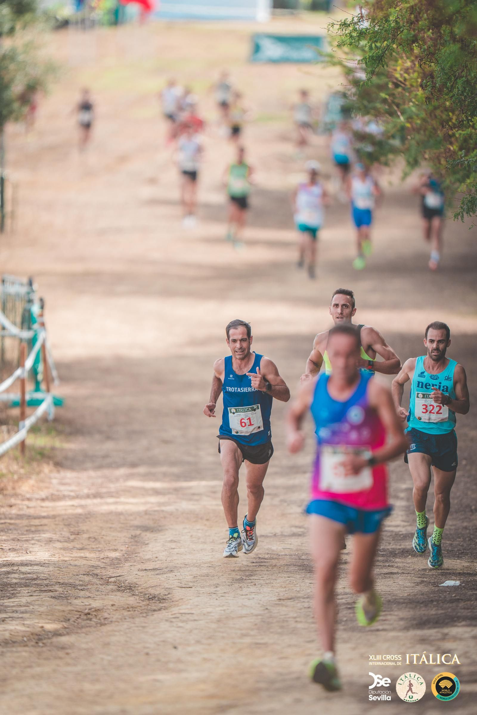 Búscate en las fotos del Cross de Itálica 2025 | 2