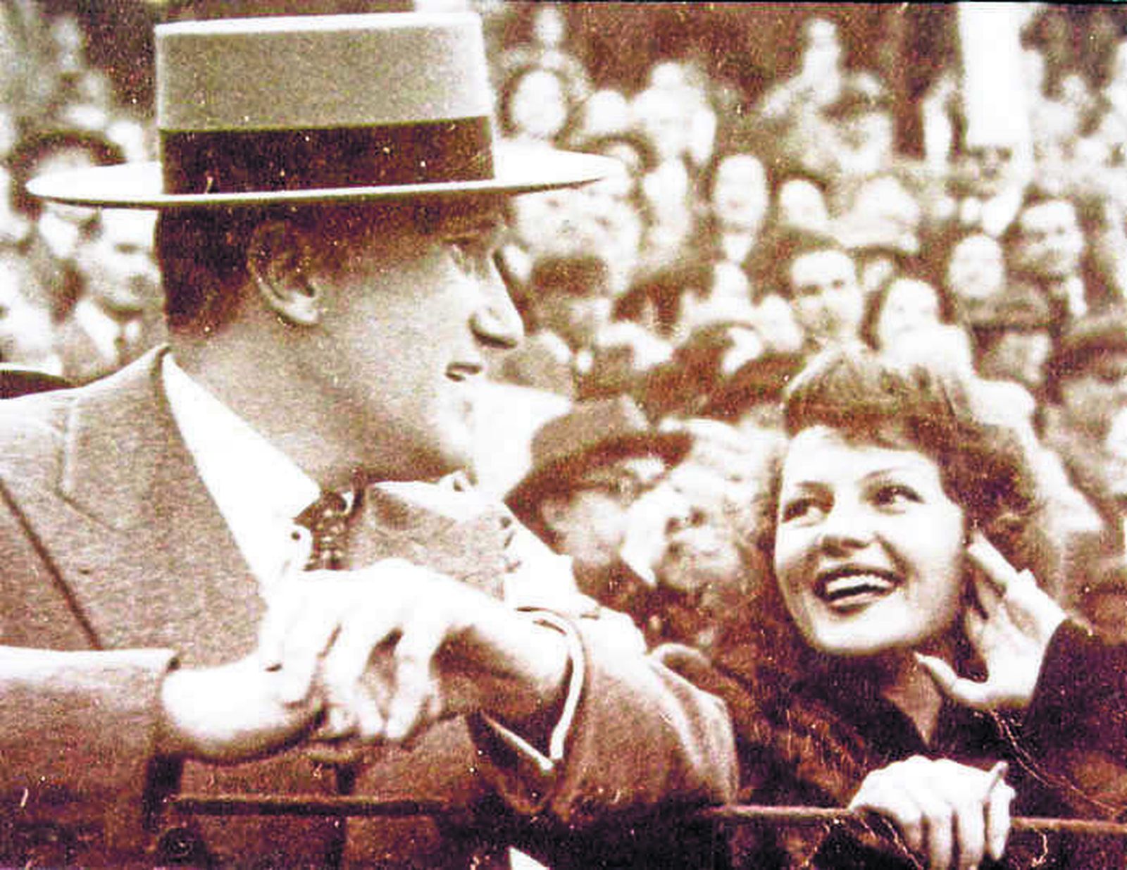 Carlos Arruza y Rita Hayworth en los toros