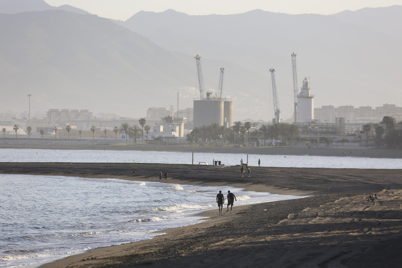 Las fotos de las concentraciones en el paseo marítimo de Málaga